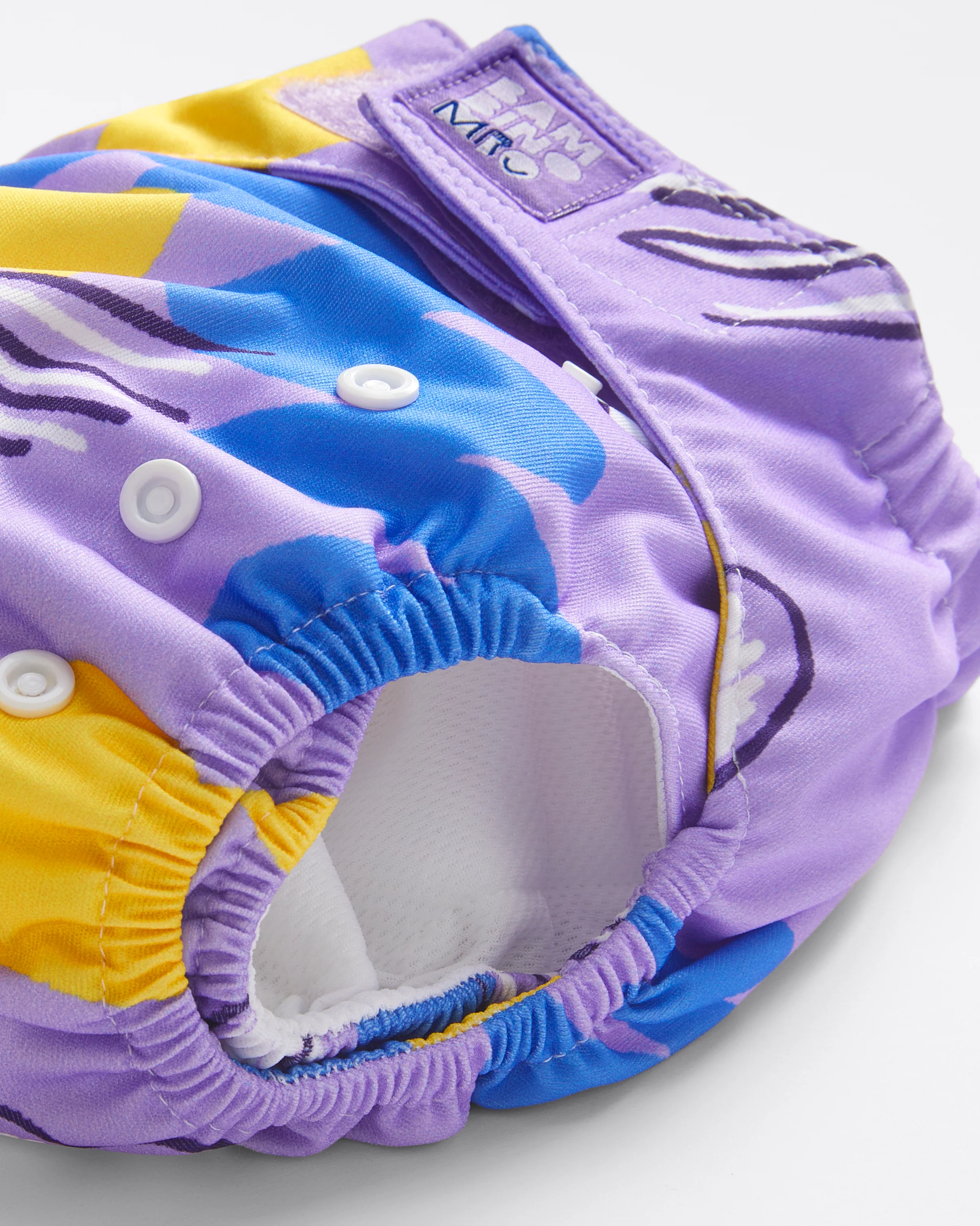 The Revolutionary Give-it-a-go 5 Diaper Bundle in Brave - Image 3