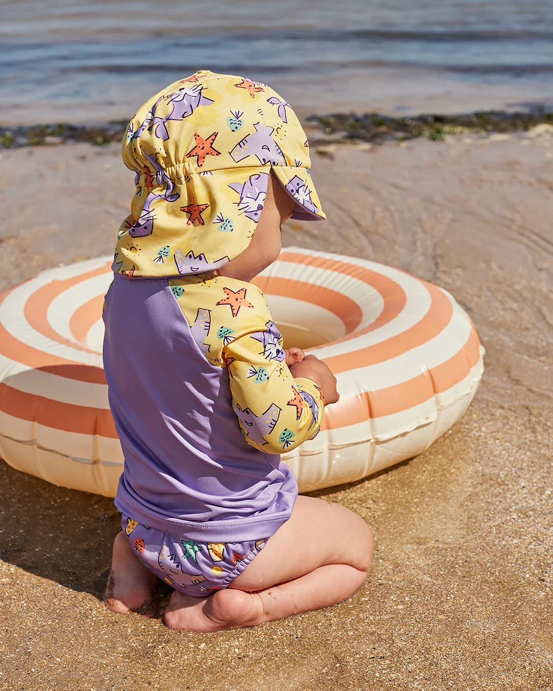 UPF 40+ Reversible Swim Hat for Babies and Toddlers in Nice - Image 4